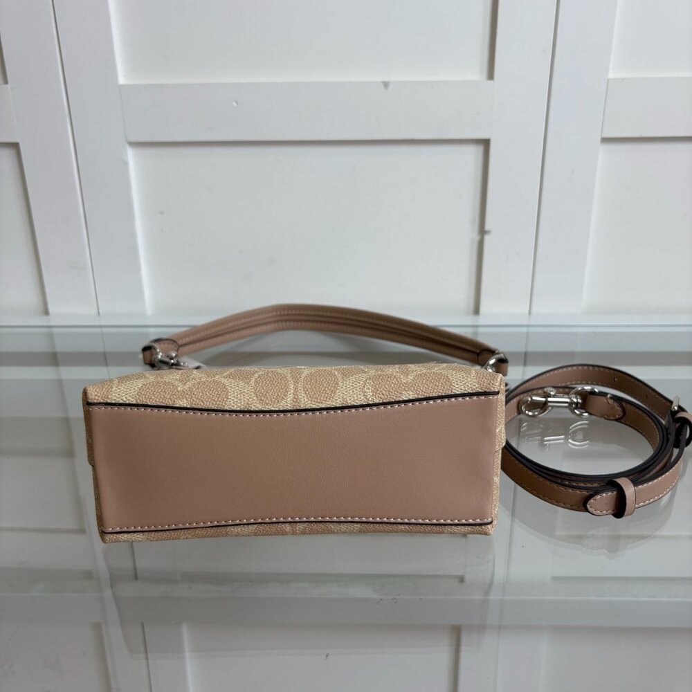 New Coach Women's Bag Laurel Hobo Bag - Picture 6 of 9